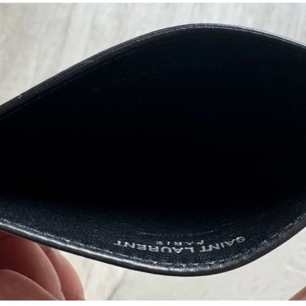 Saint Laurent Fuchsia Card Holder with Black Logo - Picture 3 of 16